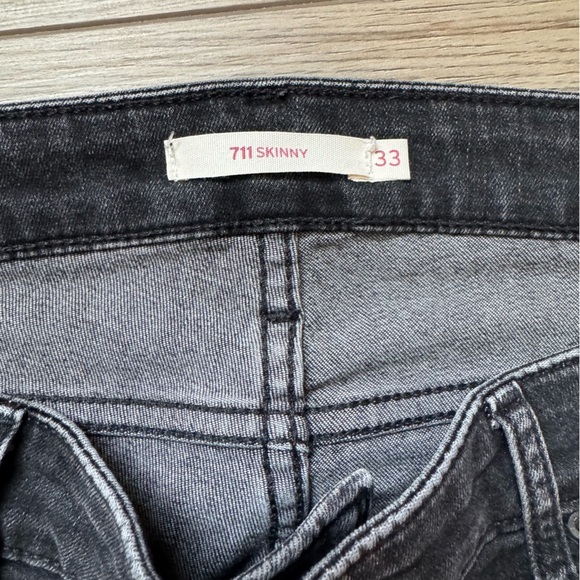Levi’s 711 Dark Gray Skinny Jeans - Picture 2 of 3